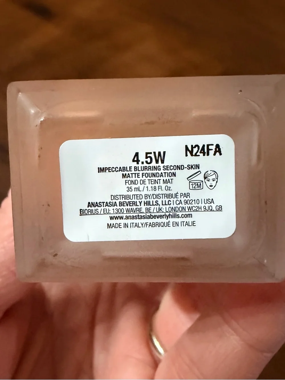 Anastasia Beverly Hills Liquid Foundation - 4.5W Beige Neutral